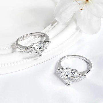 Heart Design 3 Stones 1CT 2CT 3CT 4CT Heart Cut Moissanite Diamond Rings - Engagement Wedding 925 Silver Jewellery